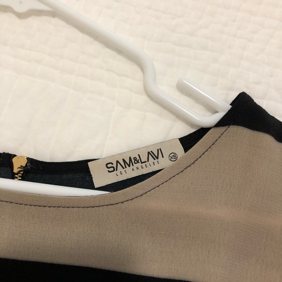 Sam & Lavi Top - Picture 4 of 4